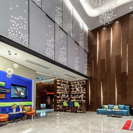 Отель Hampton By Hilton Hefei Economic Development Zone Интерьер фото